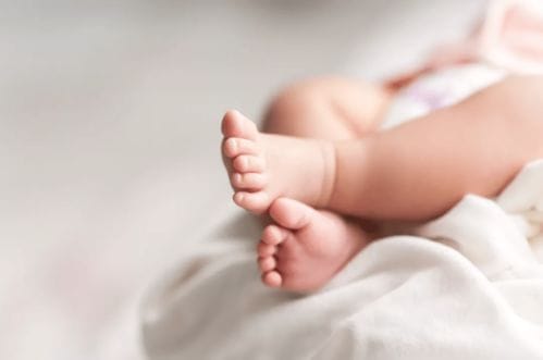 丹东揭秘：代生小男孩的隐秘流程与风险